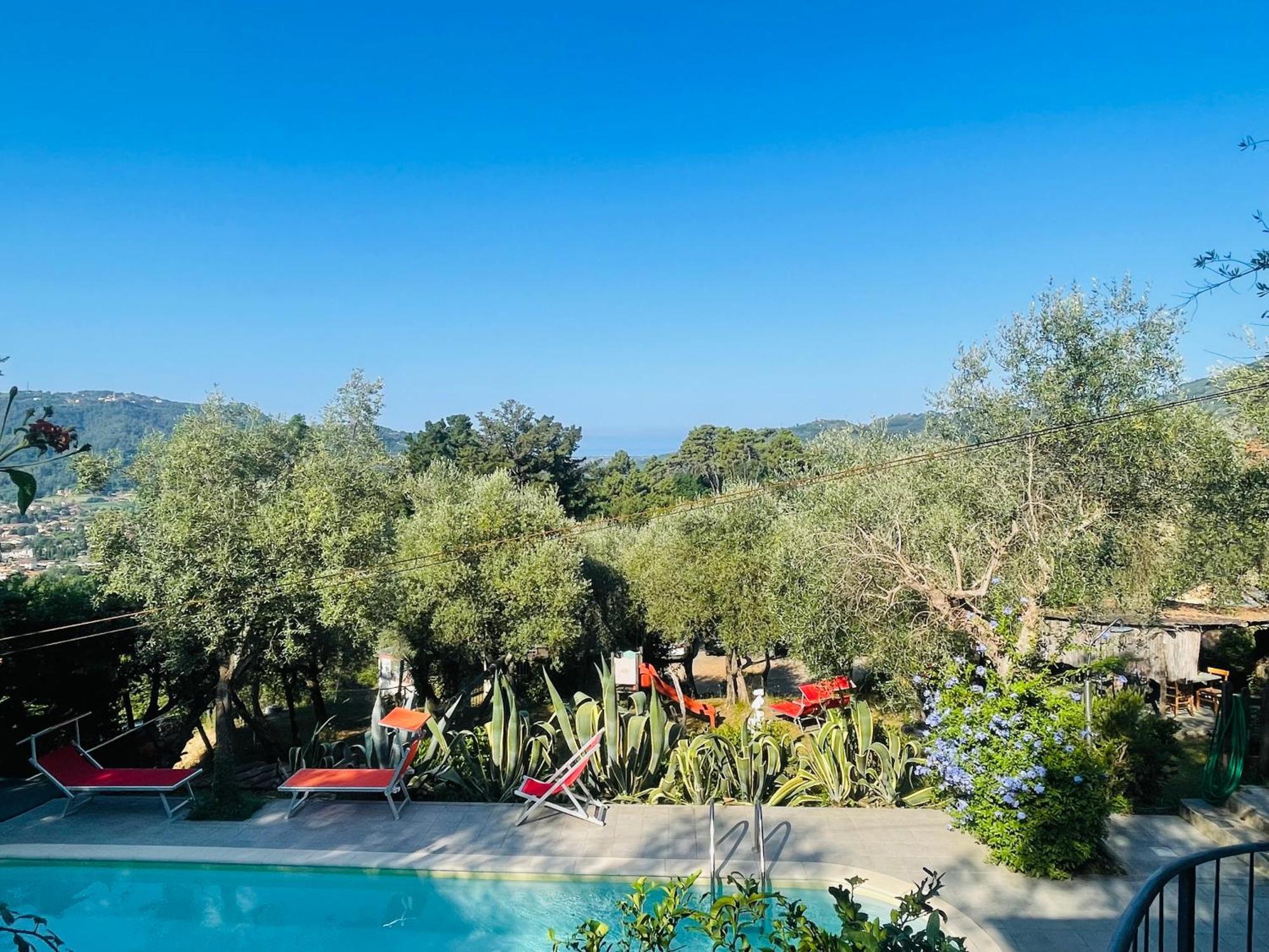 Casa Del Sole Bed & Breakfast Camaiore Exterior photo